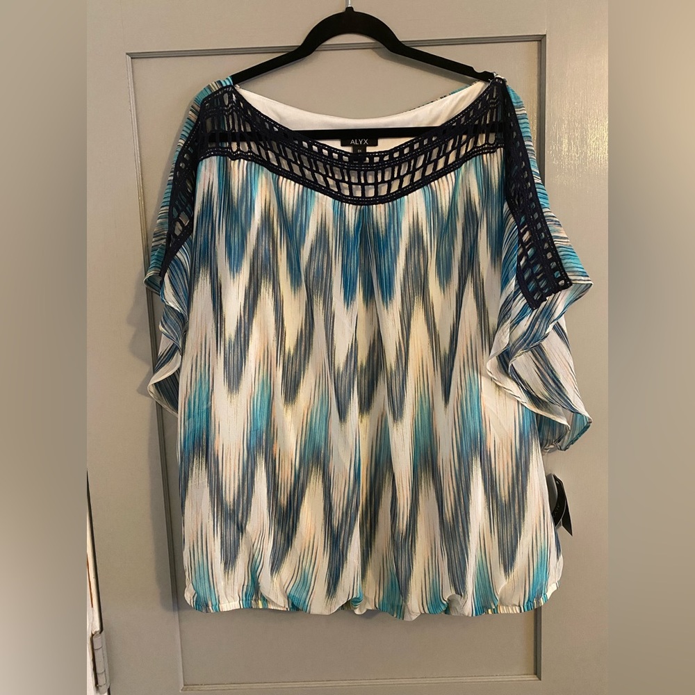 ALYX women’s blouse. Multiple shades of blue. Size 3X